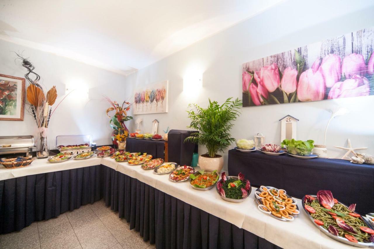 Hotel Toledo Rimini Luaran gambar